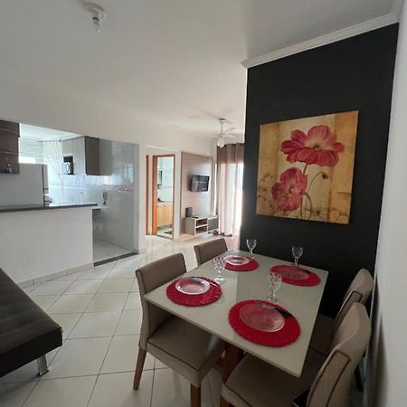 Apto Com Churrasqueira Apartment Прая Гранде Екстериор снимка